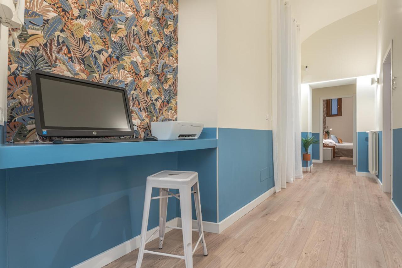 Vittoria Garden Suites Roma Exterior foto